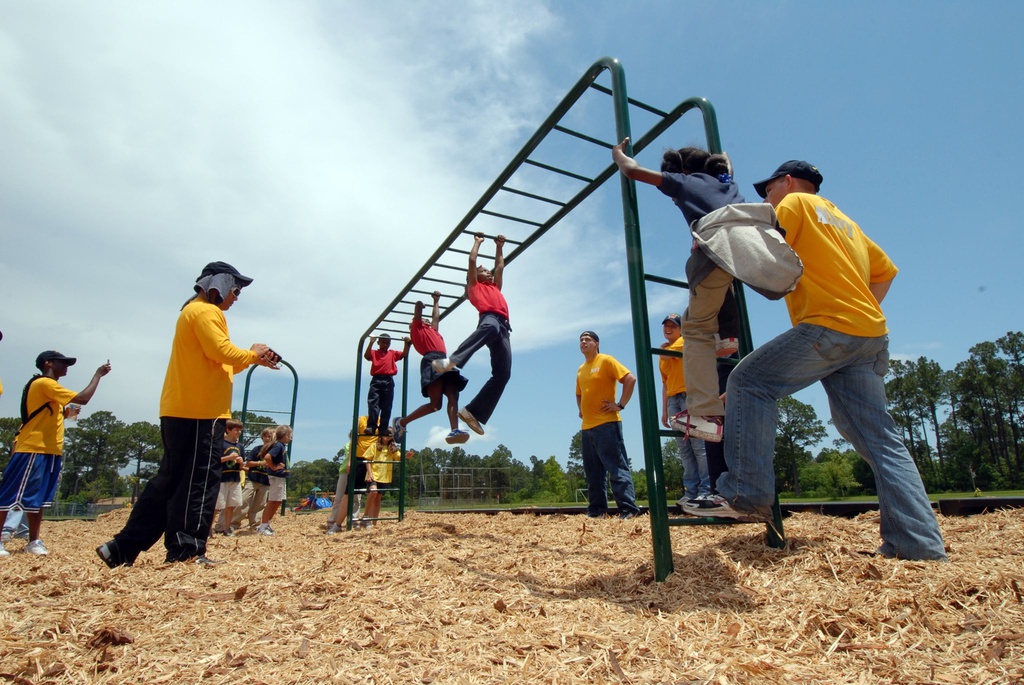 Kids Monkey Bridge